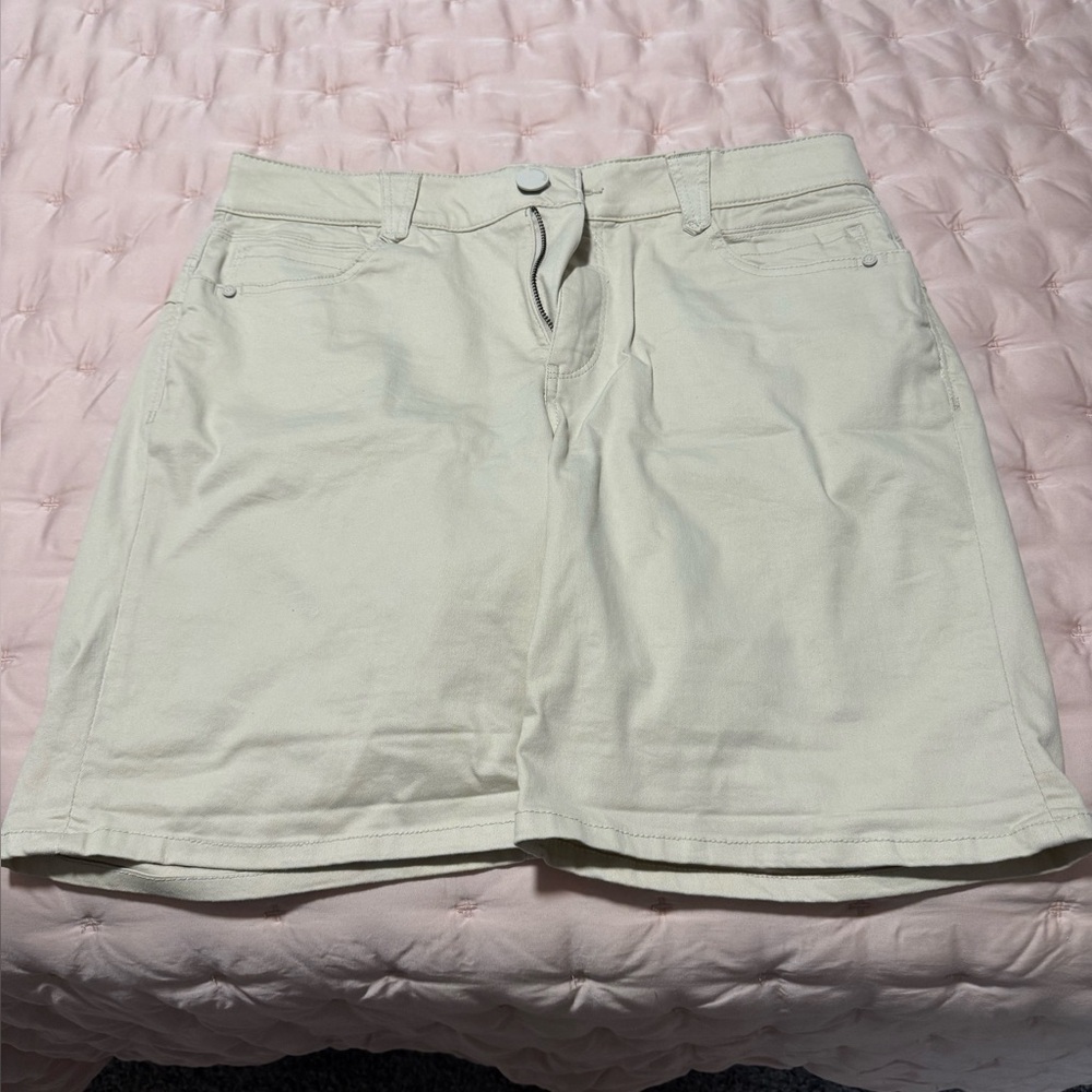 Democracy Cream Mid-Rise Jean Shorts